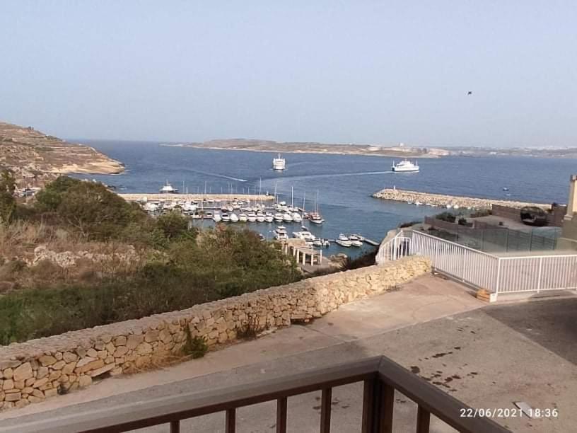 Felluga Harbour View Apartment Qala Exterior photo